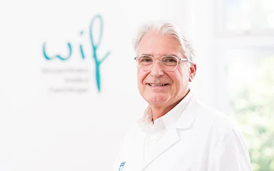 Dr. Friedrich Gill im Portraet